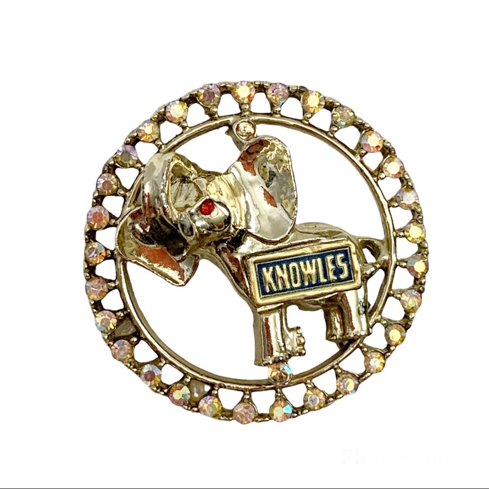 Vintage Gerry’s Knowles elephant brooch aurora Borealis rhinestone wreath